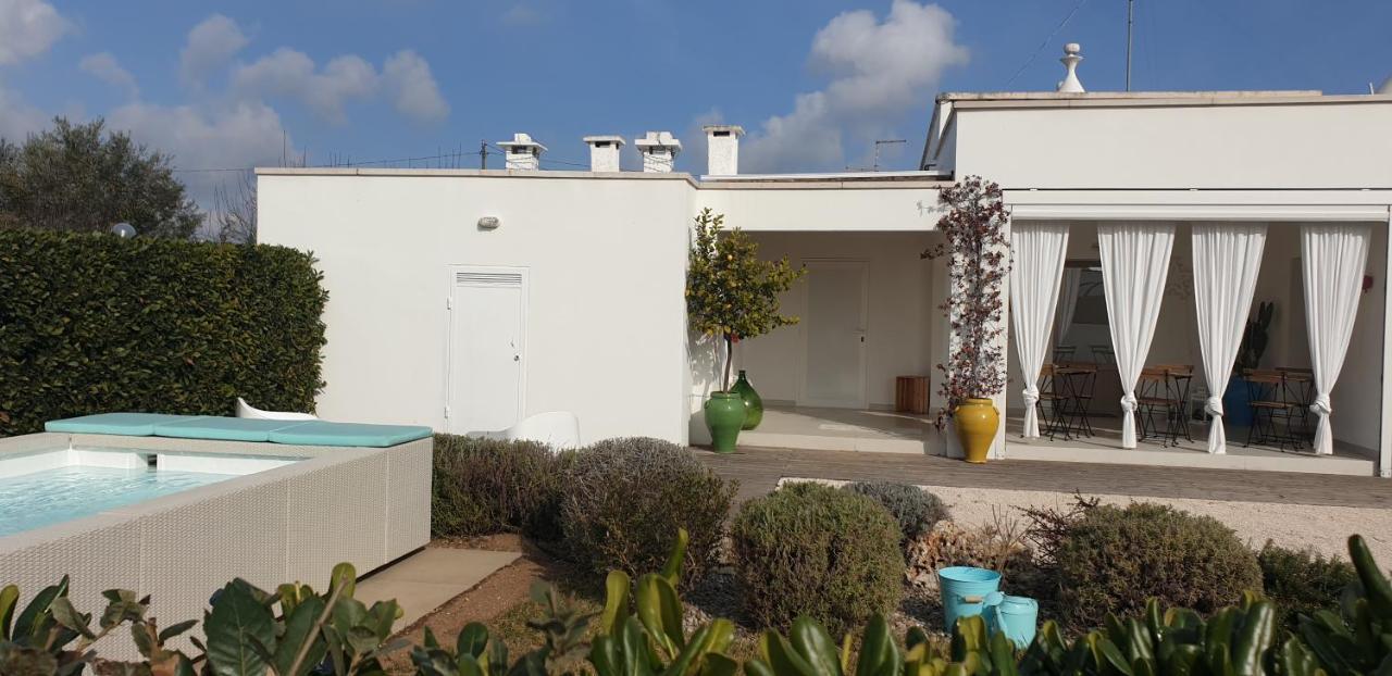 I Colmi - Trulli Suites มาร์ตินาฟรังกา ภายนอก รูปภาพ