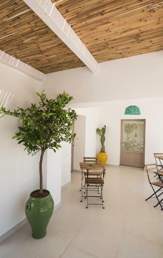 I Colmi - Trulli Suites มาร์ตินาฟรังกา ภายนอก รูปภาพ