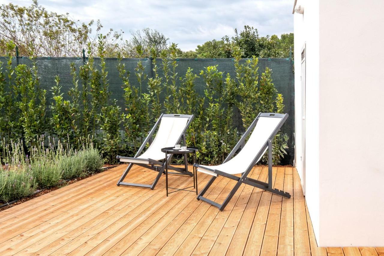 I Colmi - Trulli Suites มาร์ตินาฟรังกา ภายนอก รูปภาพ