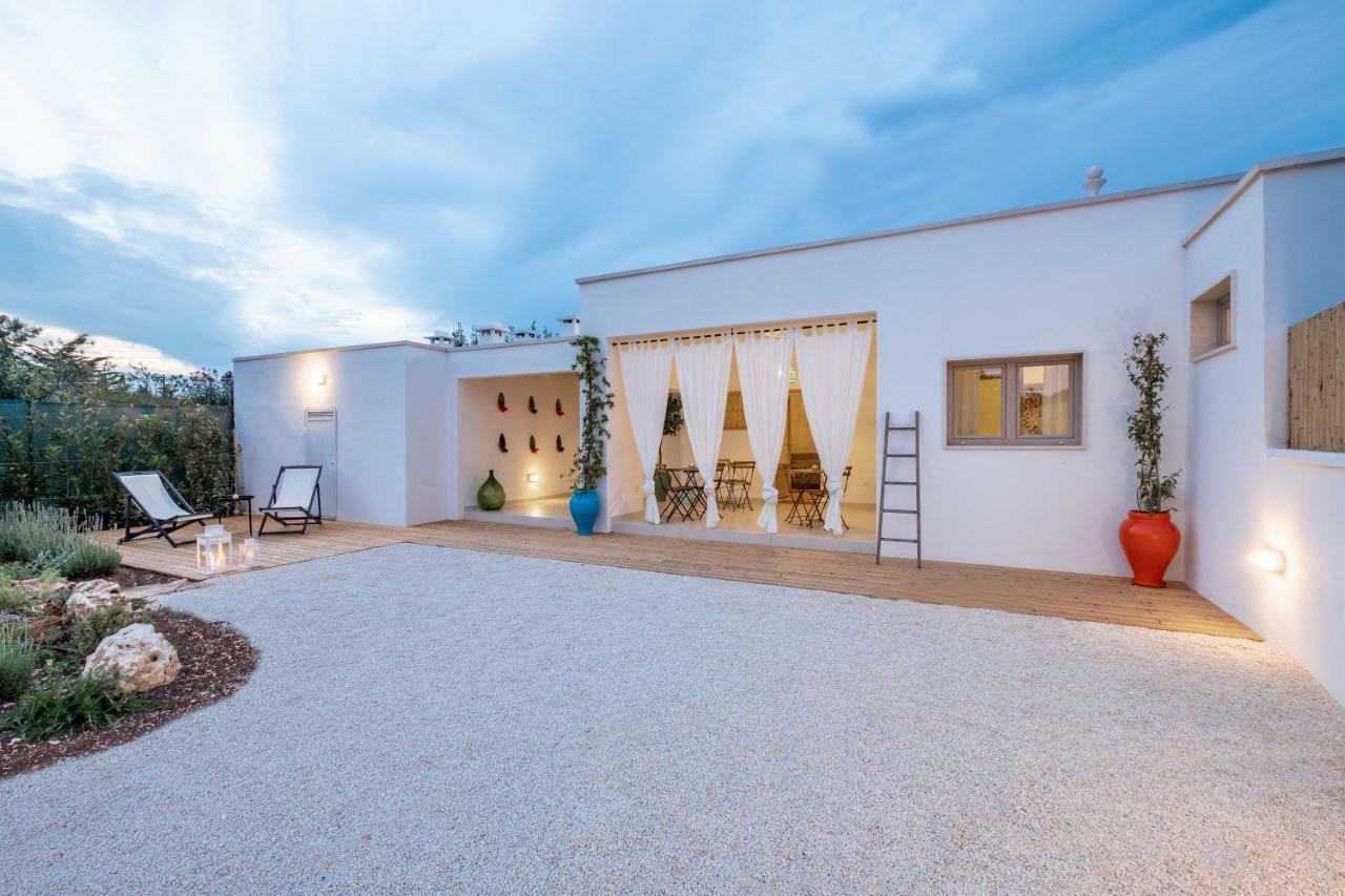 I Colmi - Trulli Suites มาร์ตินาฟรังกา ภายนอก รูปภาพ