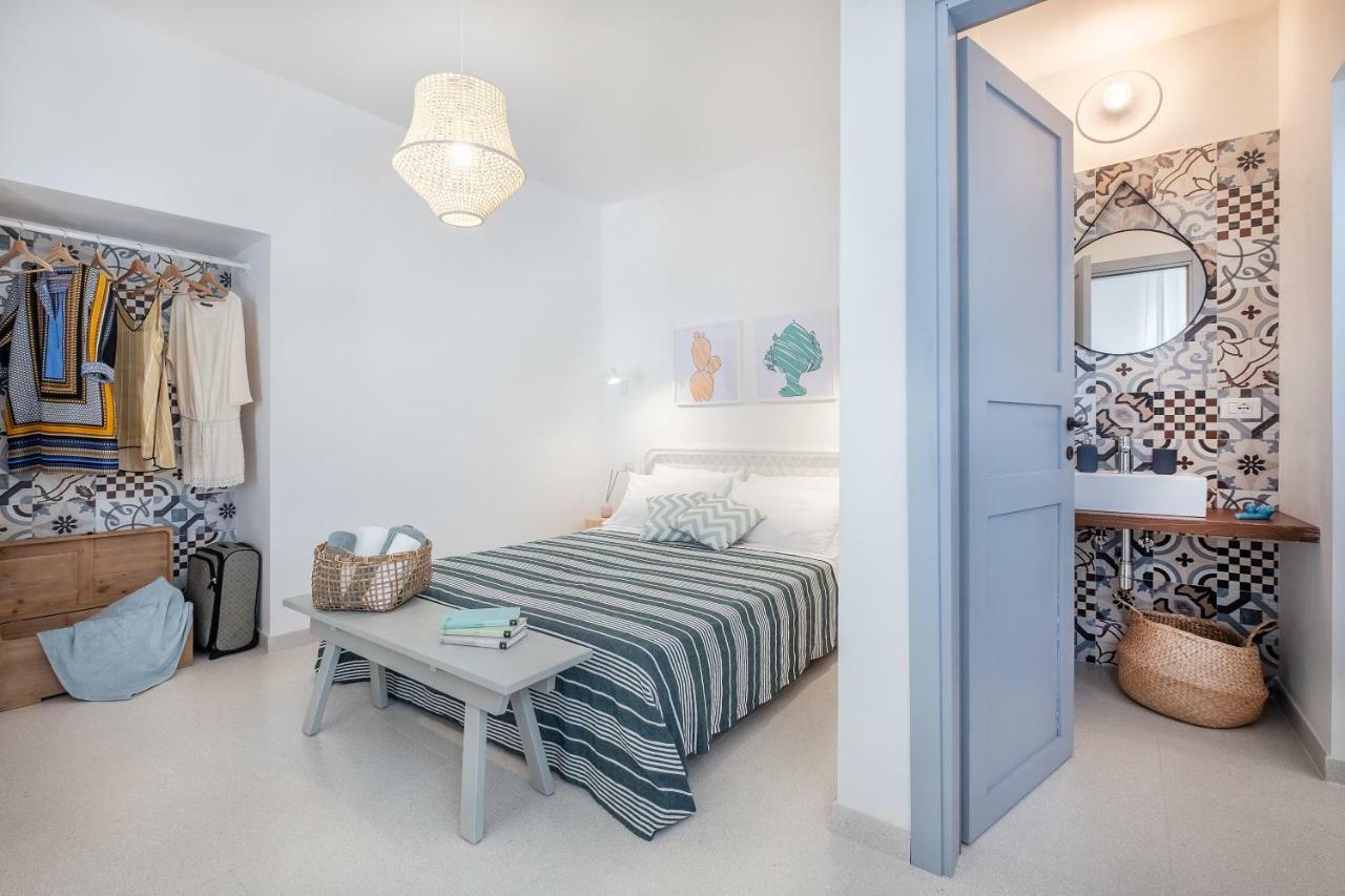 I Colmi - Trulli Suites มาร์ตินาฟรังกา ภายนอก รูปภาพ