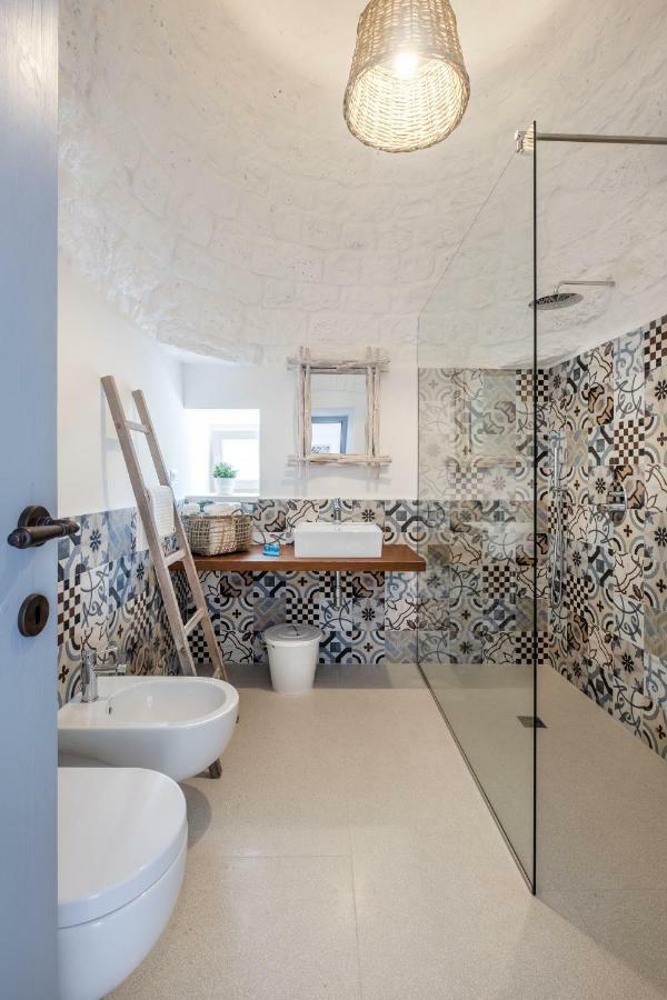 I Colmi - Trulli Suites มาร์ตินาฟรังกา ภายนอก รูปภาพ